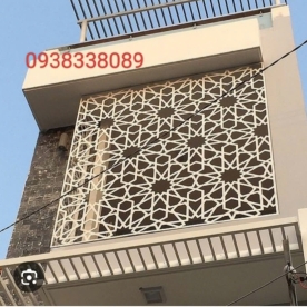 Khung lam sắt trang trí mặt tiền