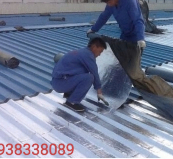 CHỐNG THẤM DỘT MÁI TÔN CHUYÊN NGHIỆP HỒ CHÍ MINH 
